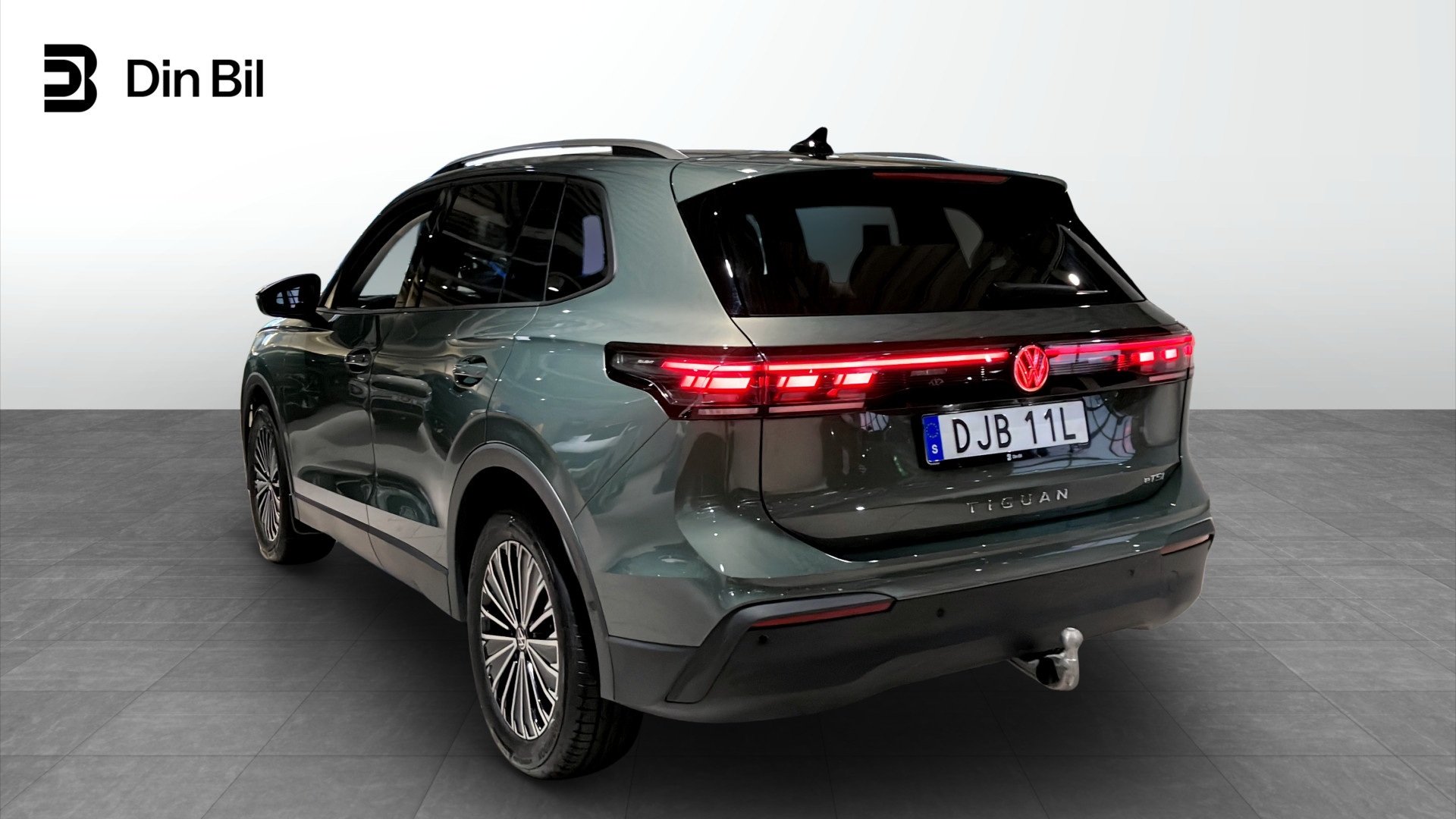 Volkswagen Tiguan DJB11L