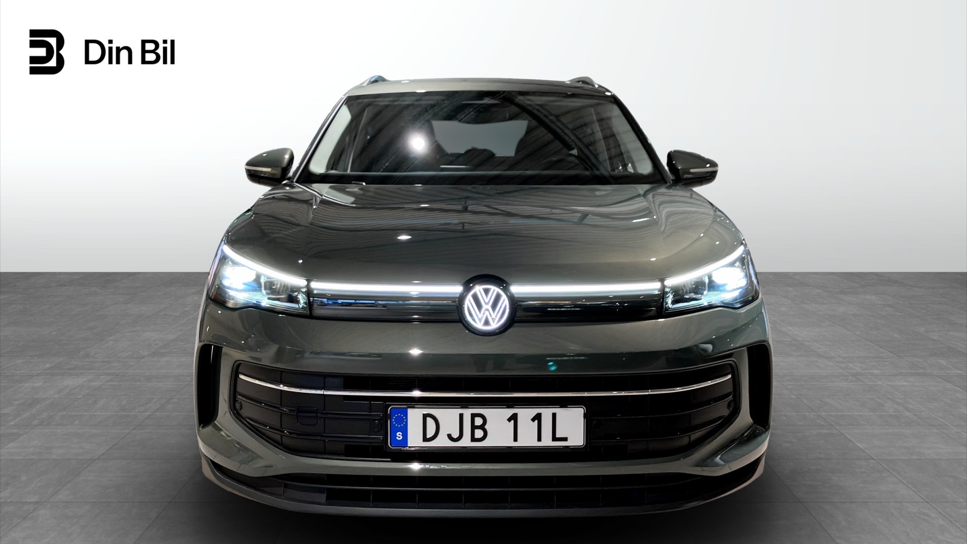 Volkswagen Tiguan DJB11L