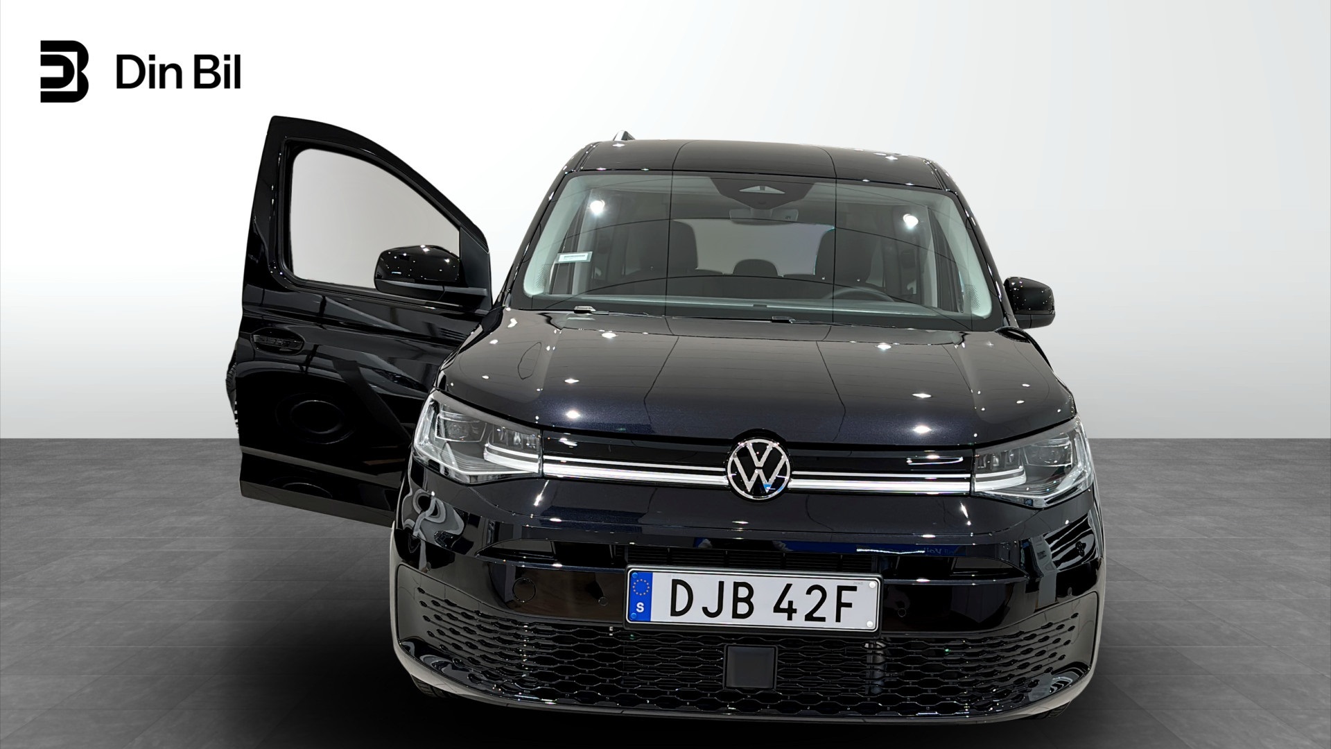 Volkswagen Caddy DJB42F