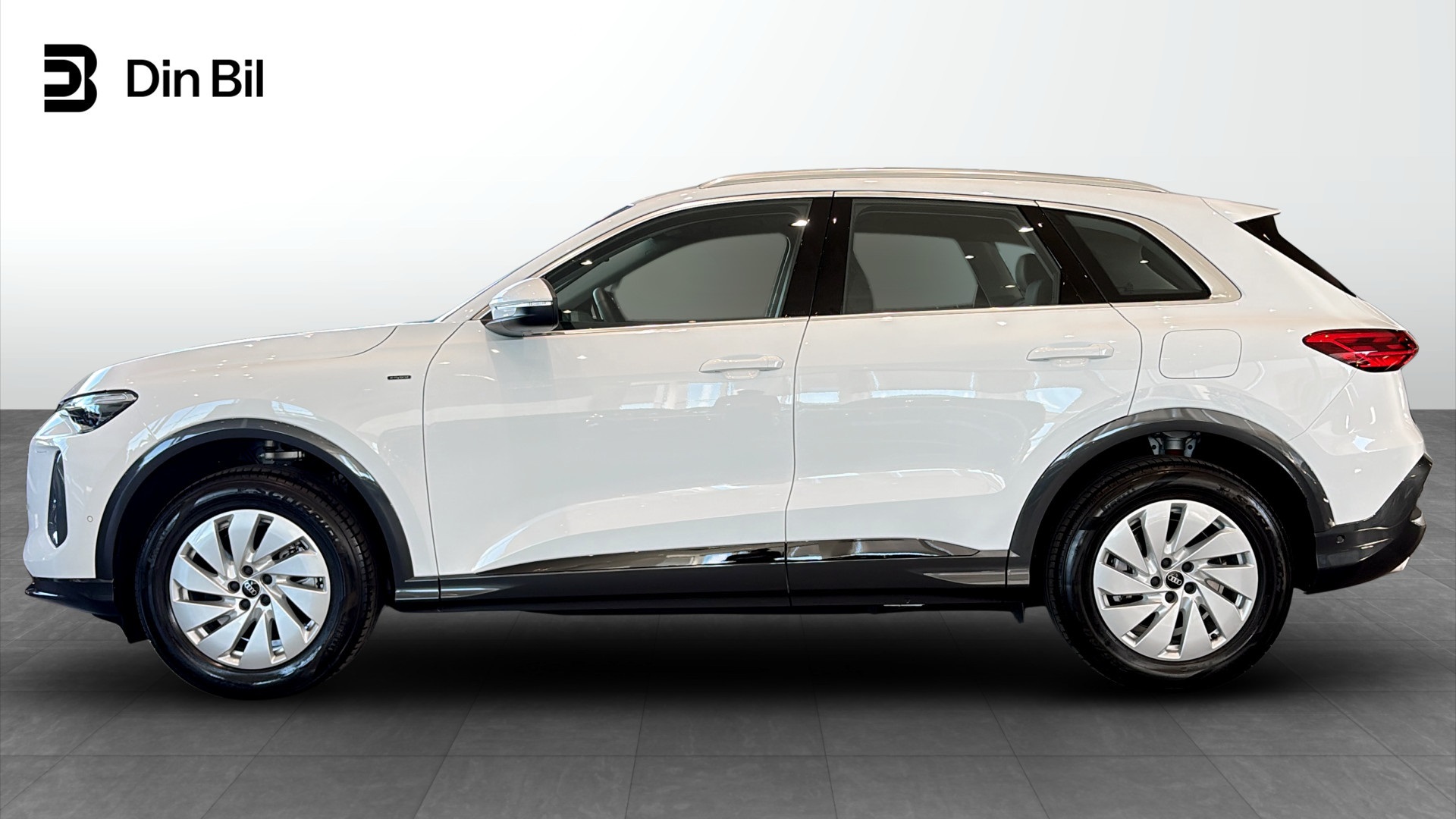 Audi Q5 DJB42H