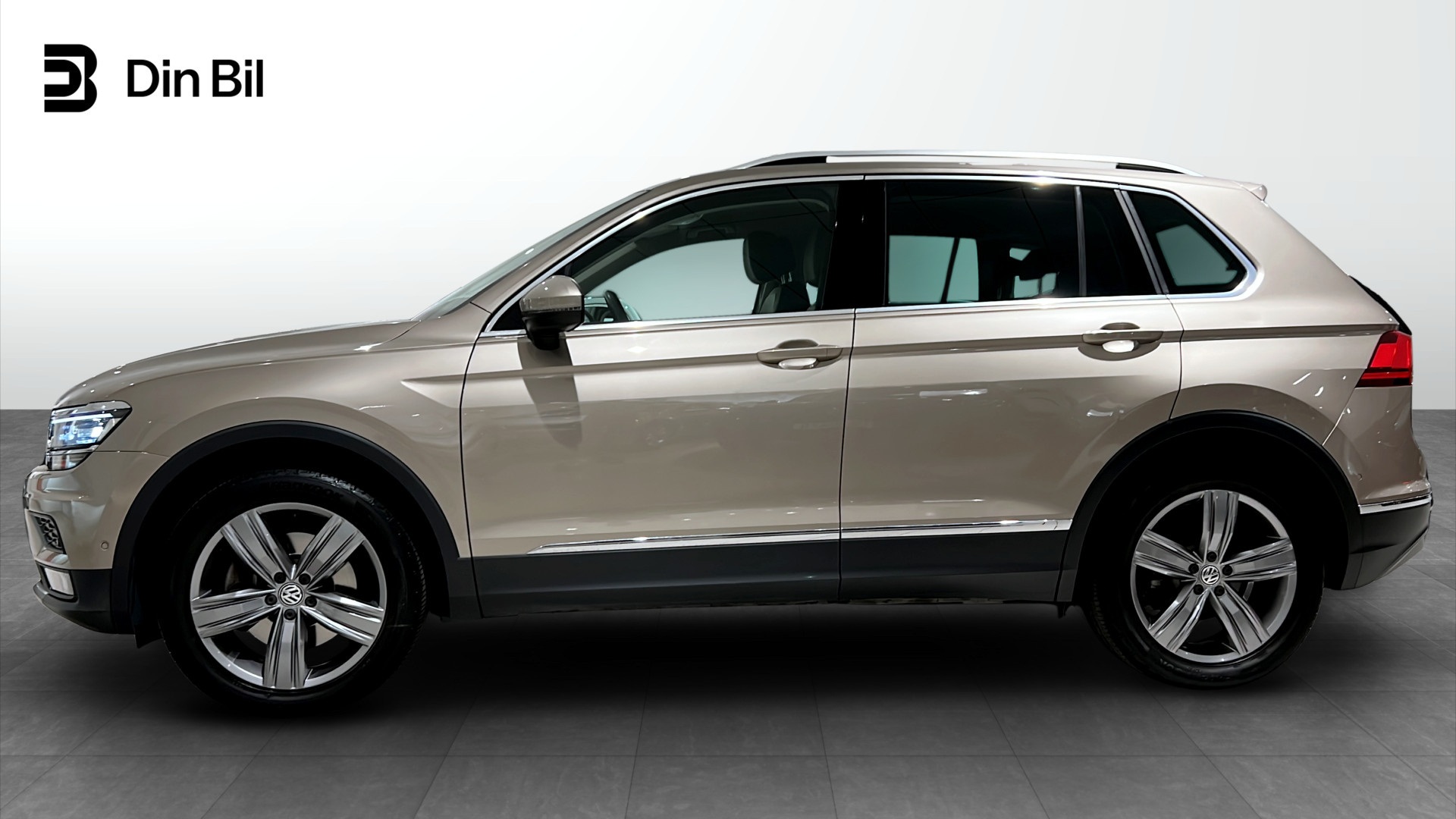 Volkswagen Tiguan DJD25E