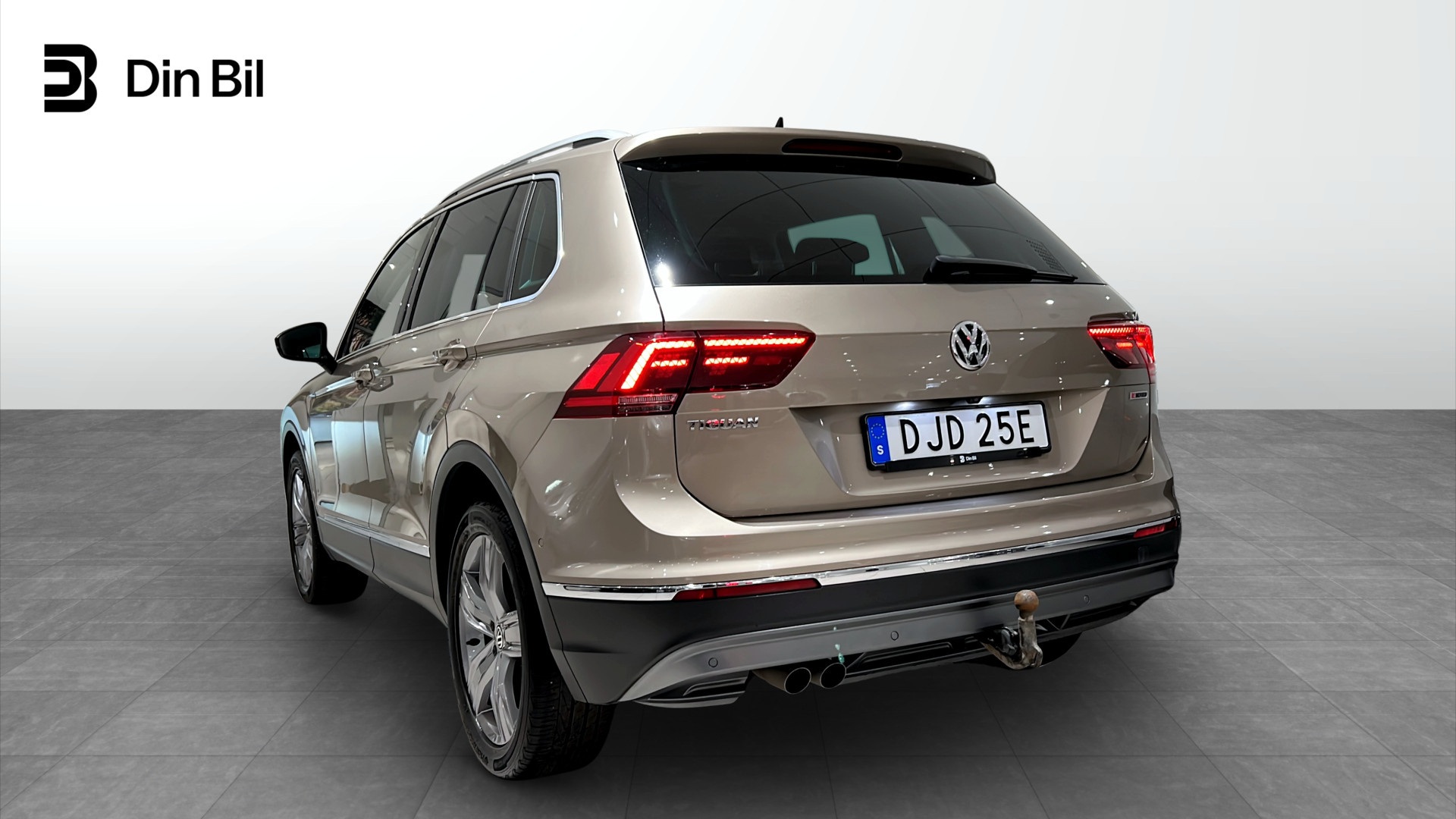 Volkswagen Tiguan DJD25E