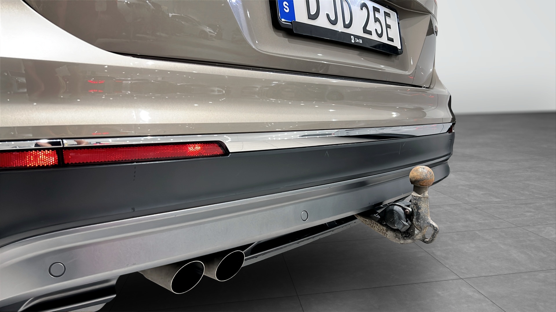 Volkswagen Tiguan DJD25E