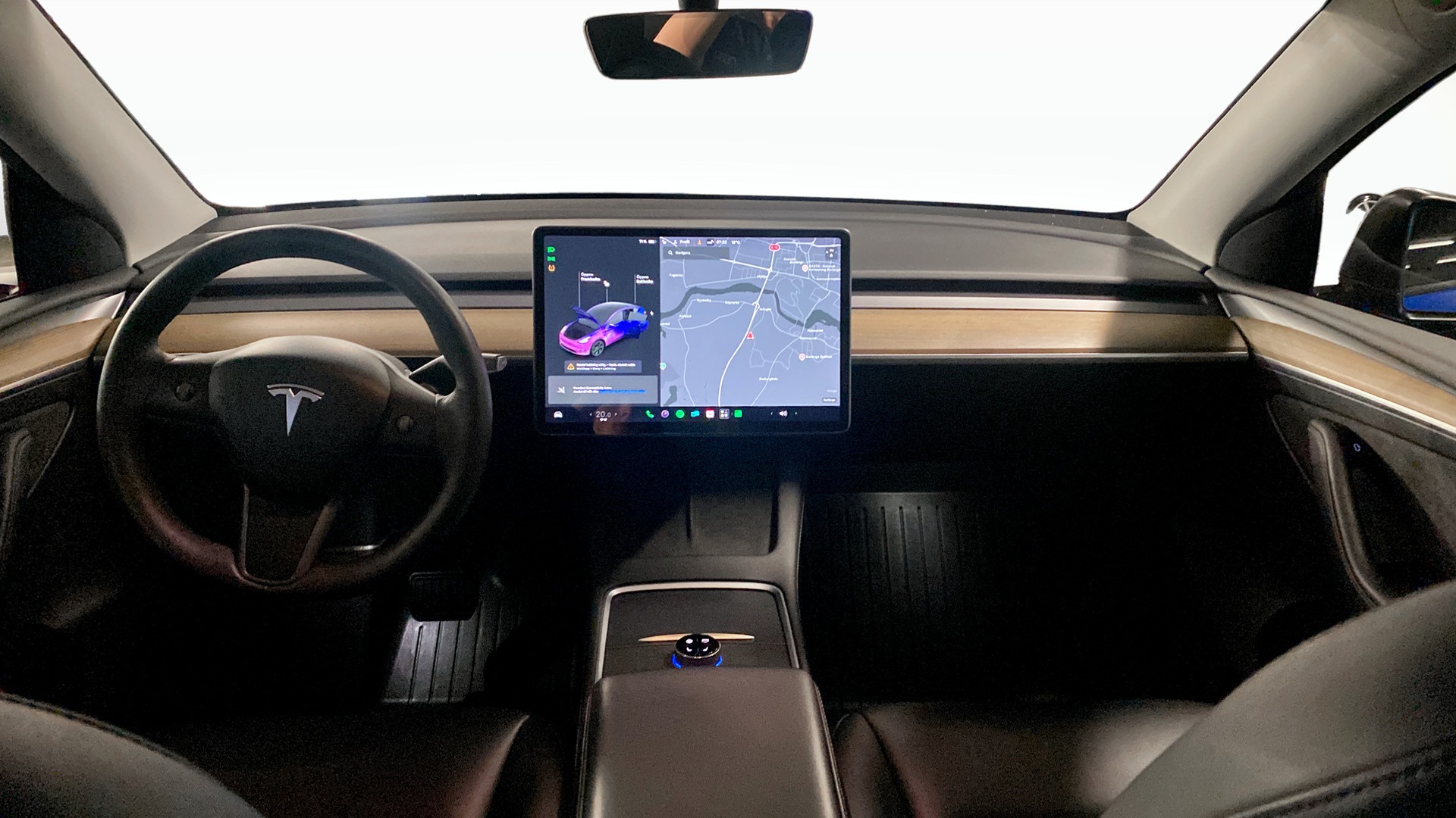 Tesla Model Y DJD86F