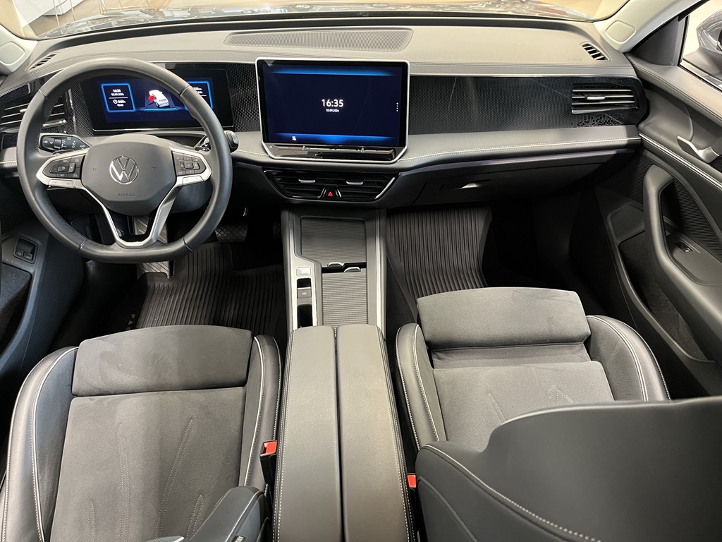 Volkswagen Passat DJK34H
