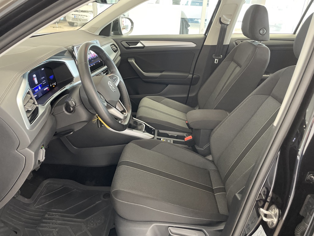 Volkswagen T-Roc DJN97T