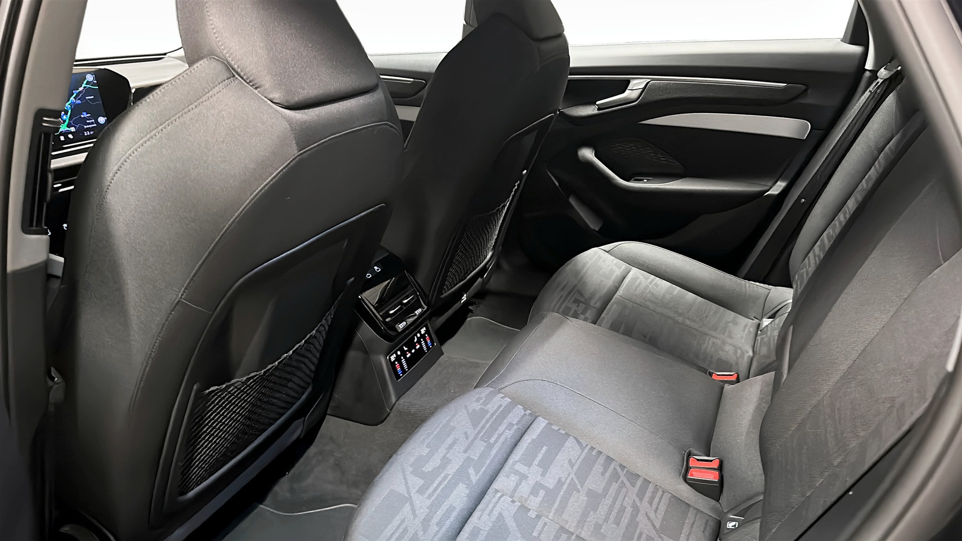Audi A6 Avant DJP10E