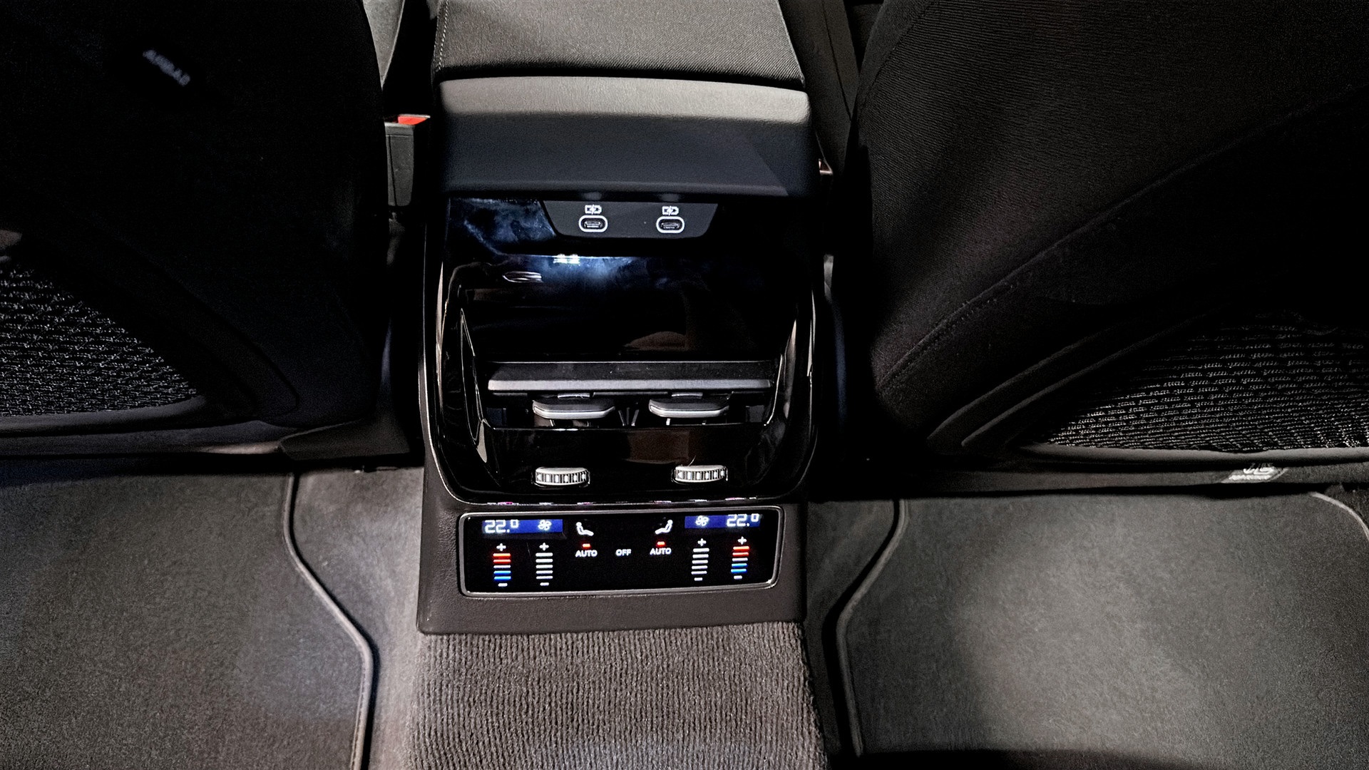 Audi A6 Avant DJP10E