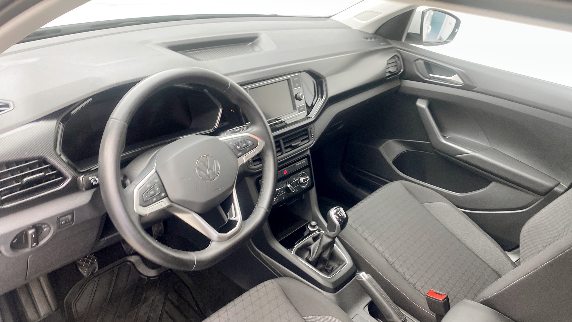 Volkswagen T-Cross DKB97K
