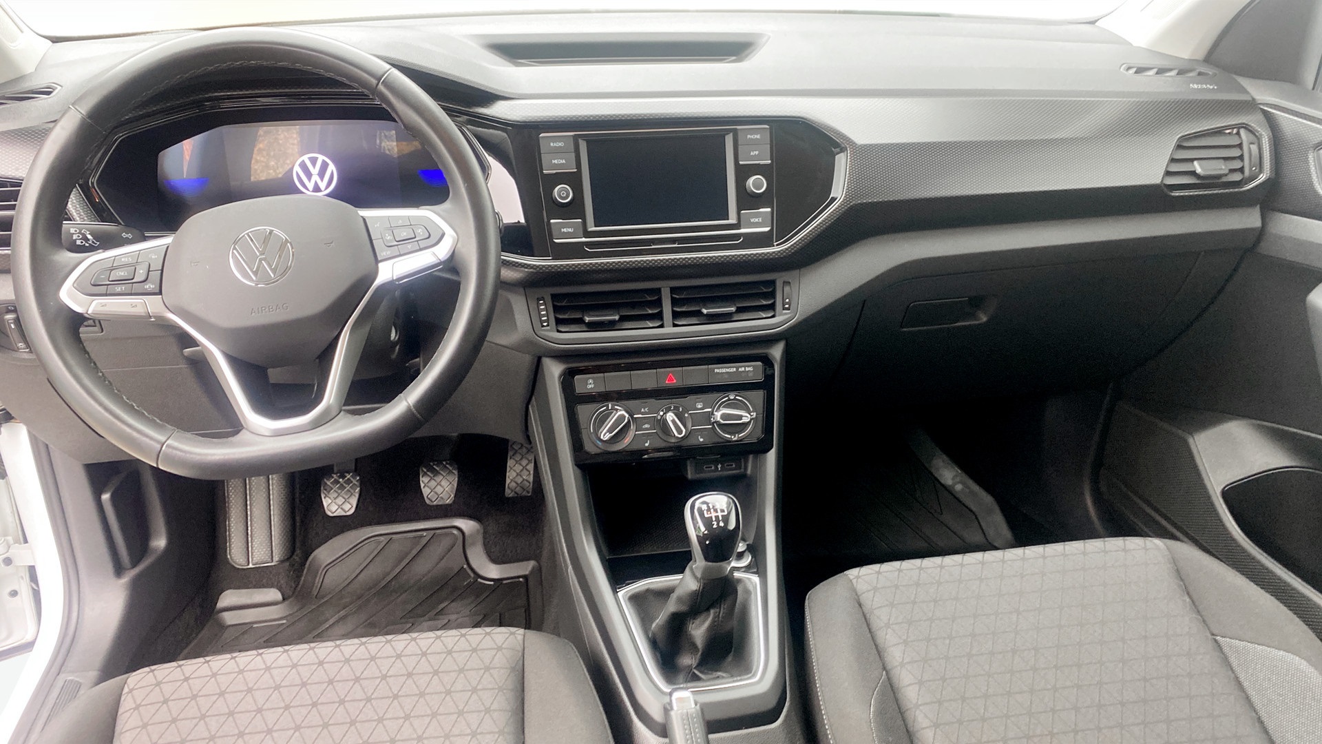 Volkswagen T-Cross DKB97K