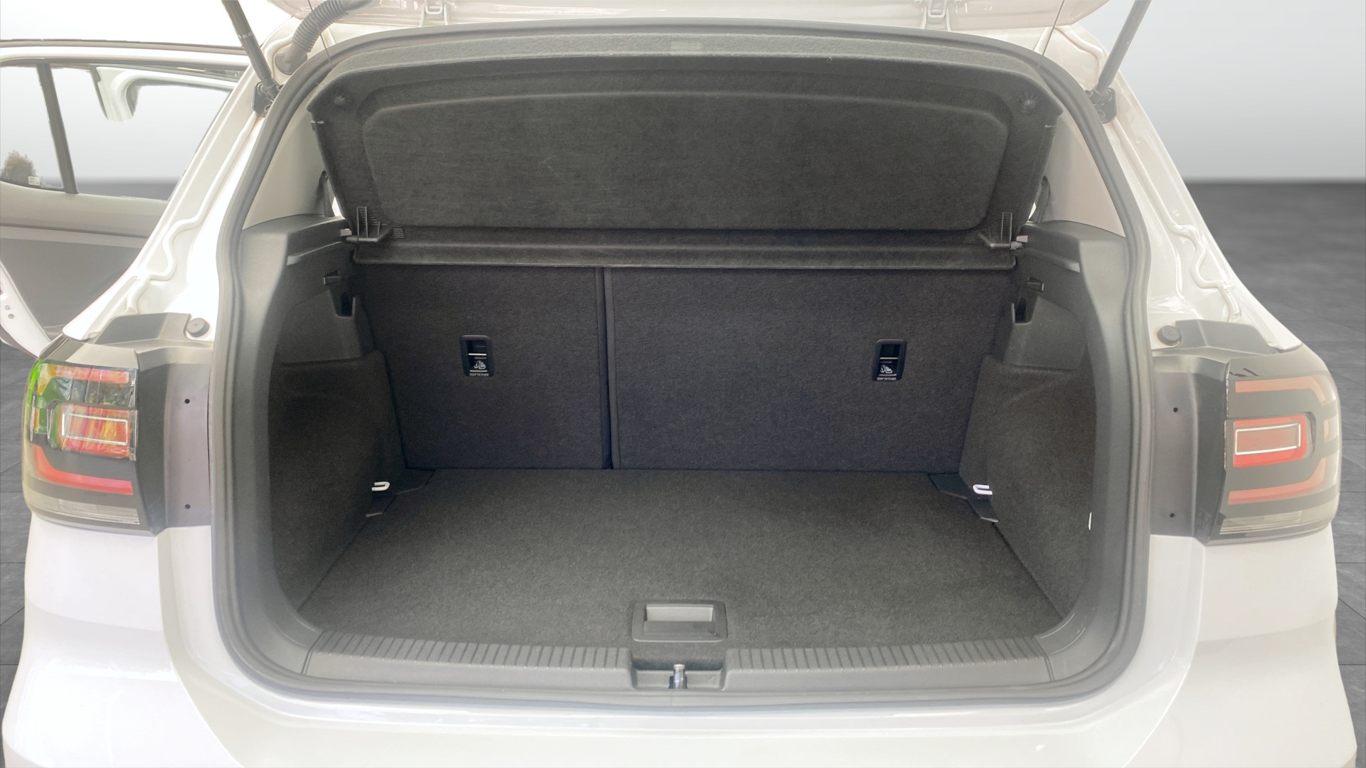 Volkswagen T-Cross DKB97K