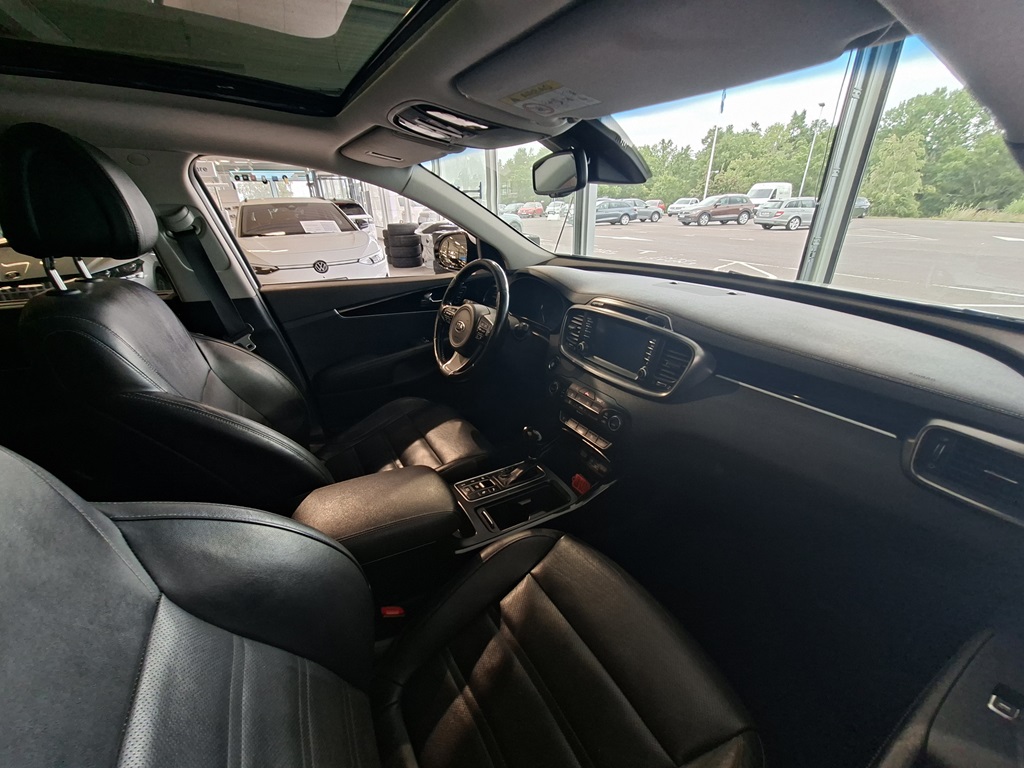 Kia Sorento DLG824