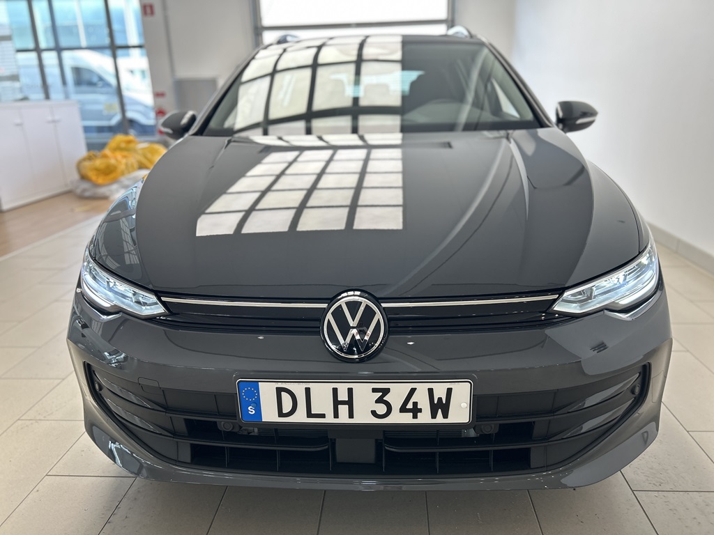 Volkswagen Golf Sportscombi DLH34W