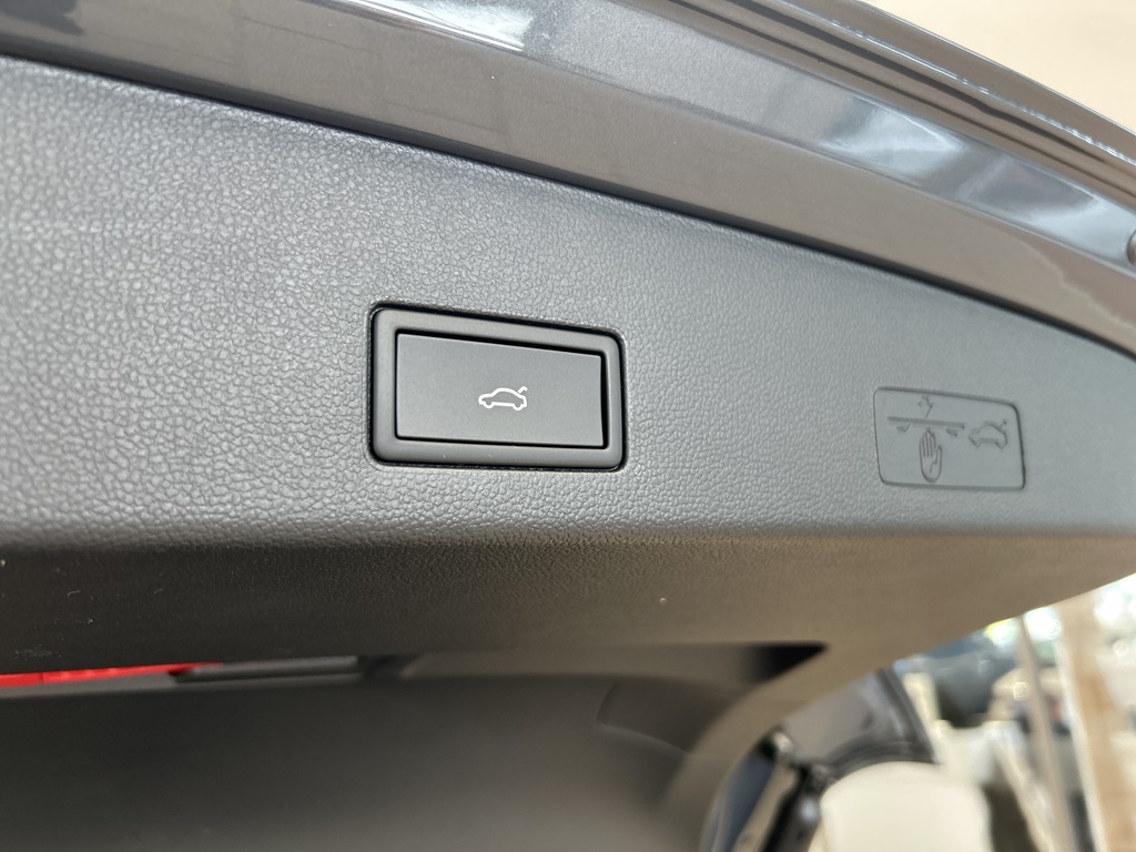 Volkswagen Golf Sportscombi DLH34W