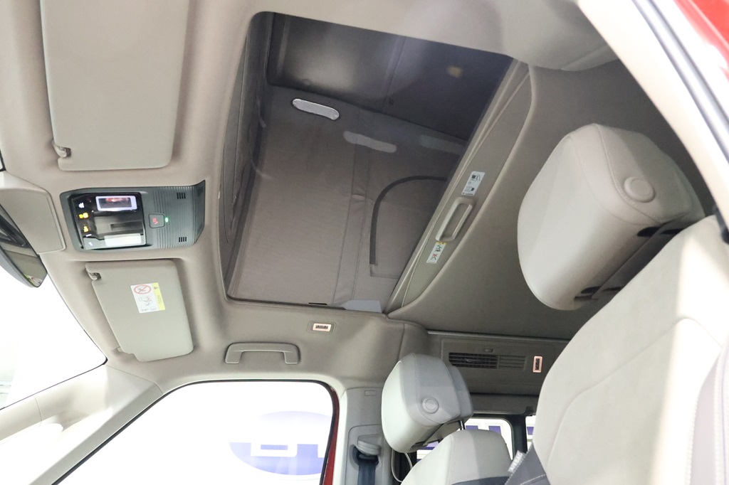 Volkswagen T7 California DLK34K