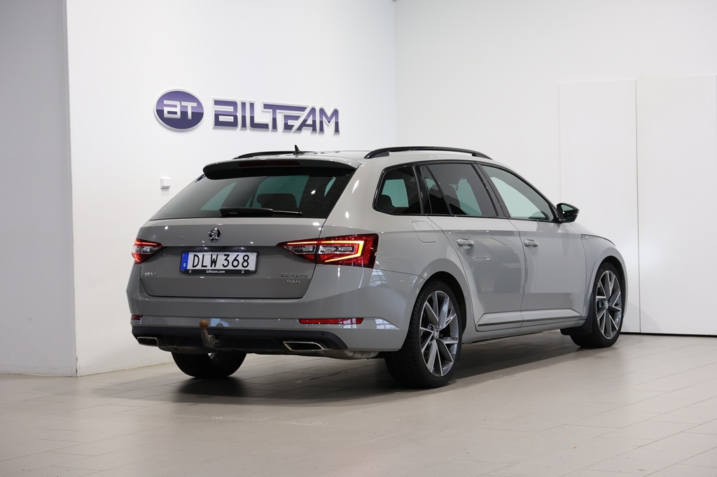 Skoda Superb Combi DLW368