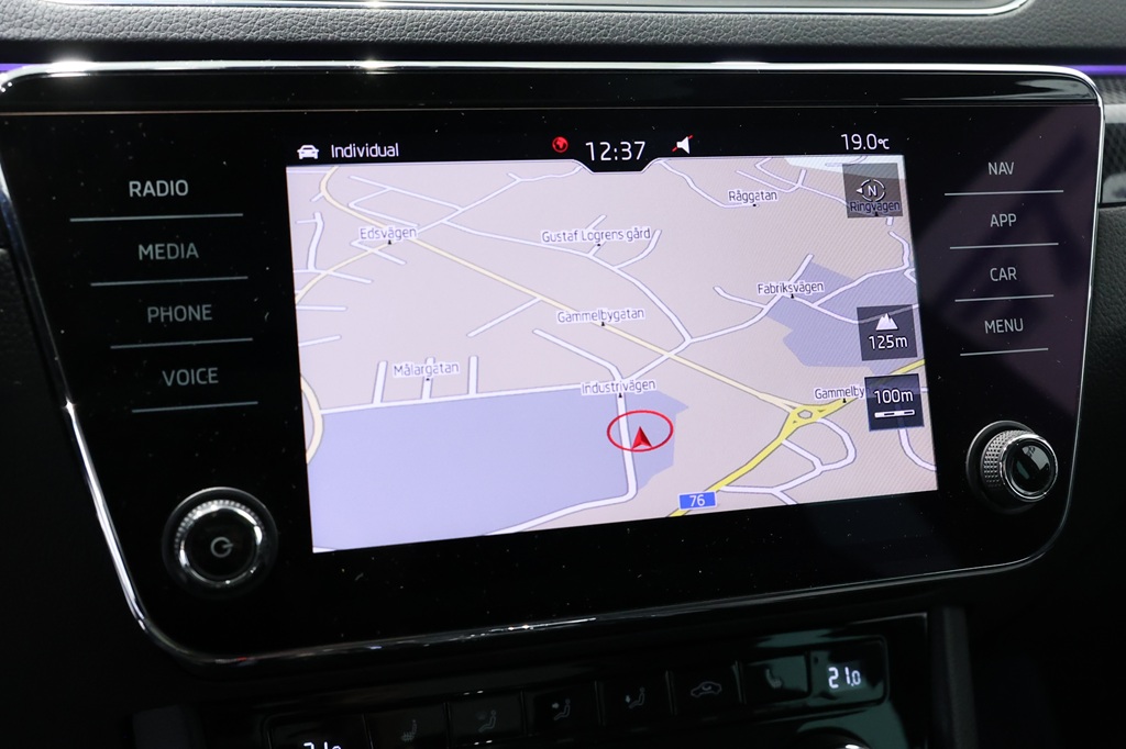 Skoda Superb Combi DLW368