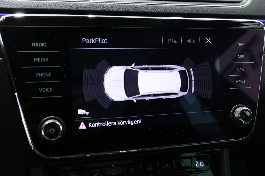Skoda Superb Combi DLW368