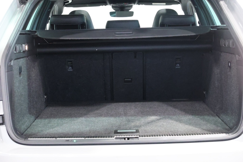 Skoda Superb Combi DLW368
