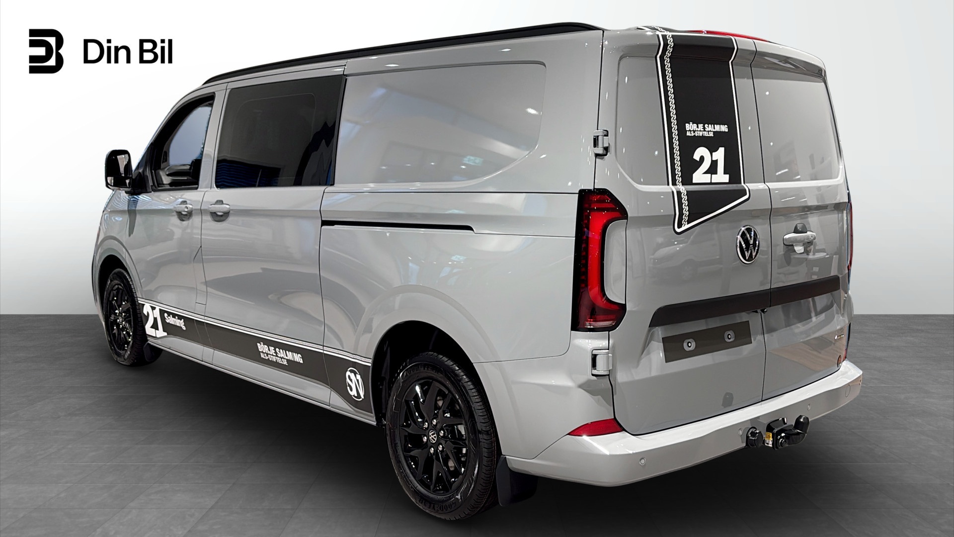 Volkswagen T7 Transporter Kombi DNJ52A