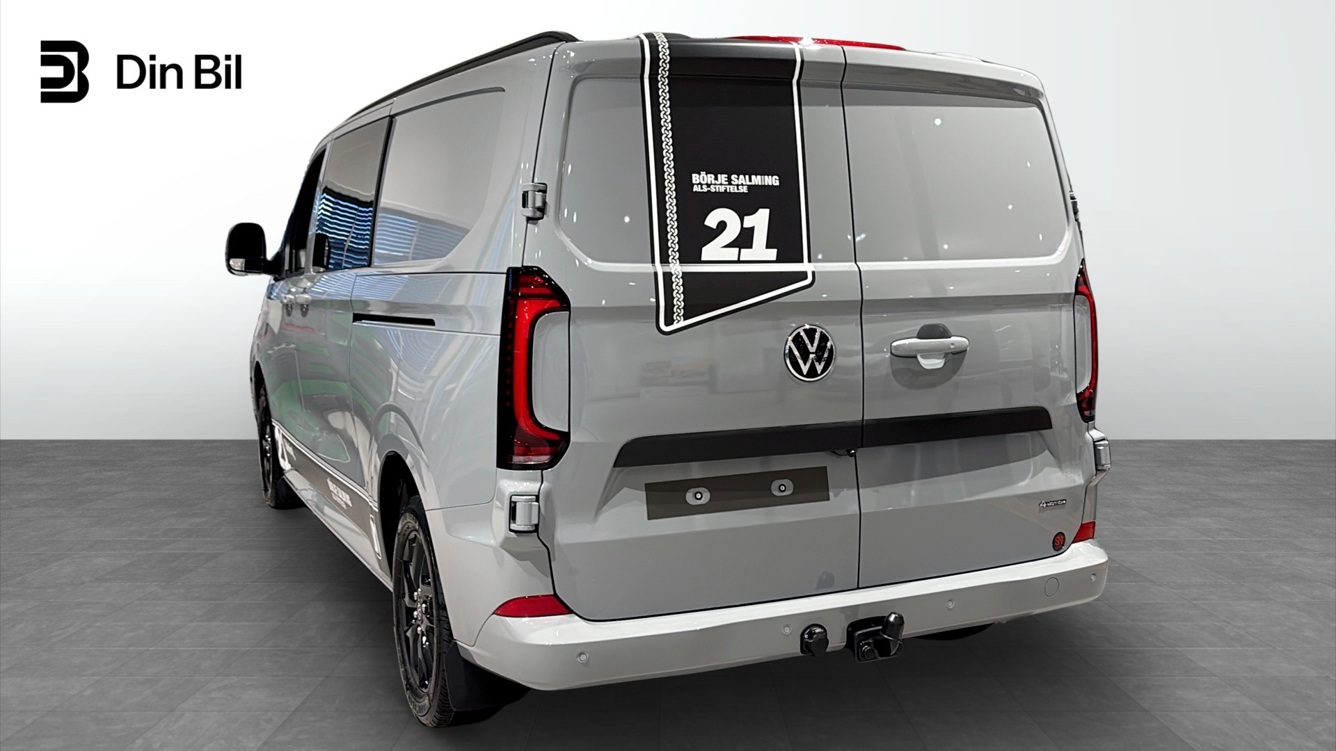 Volkswagen T7 Transporter Kombi DNJ52A