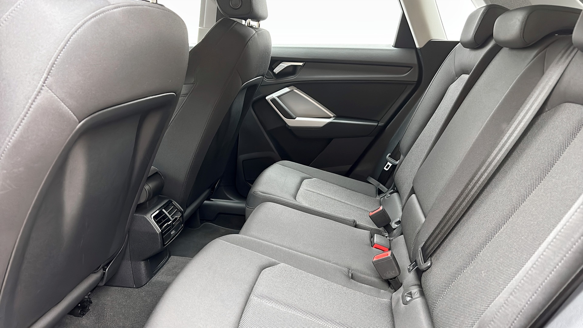 Audi Q3 DNL34D
