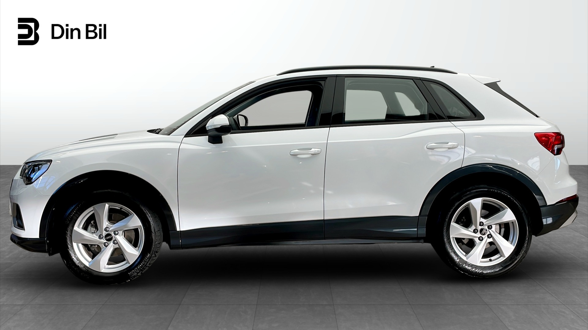 Audi Q3 DPG98G