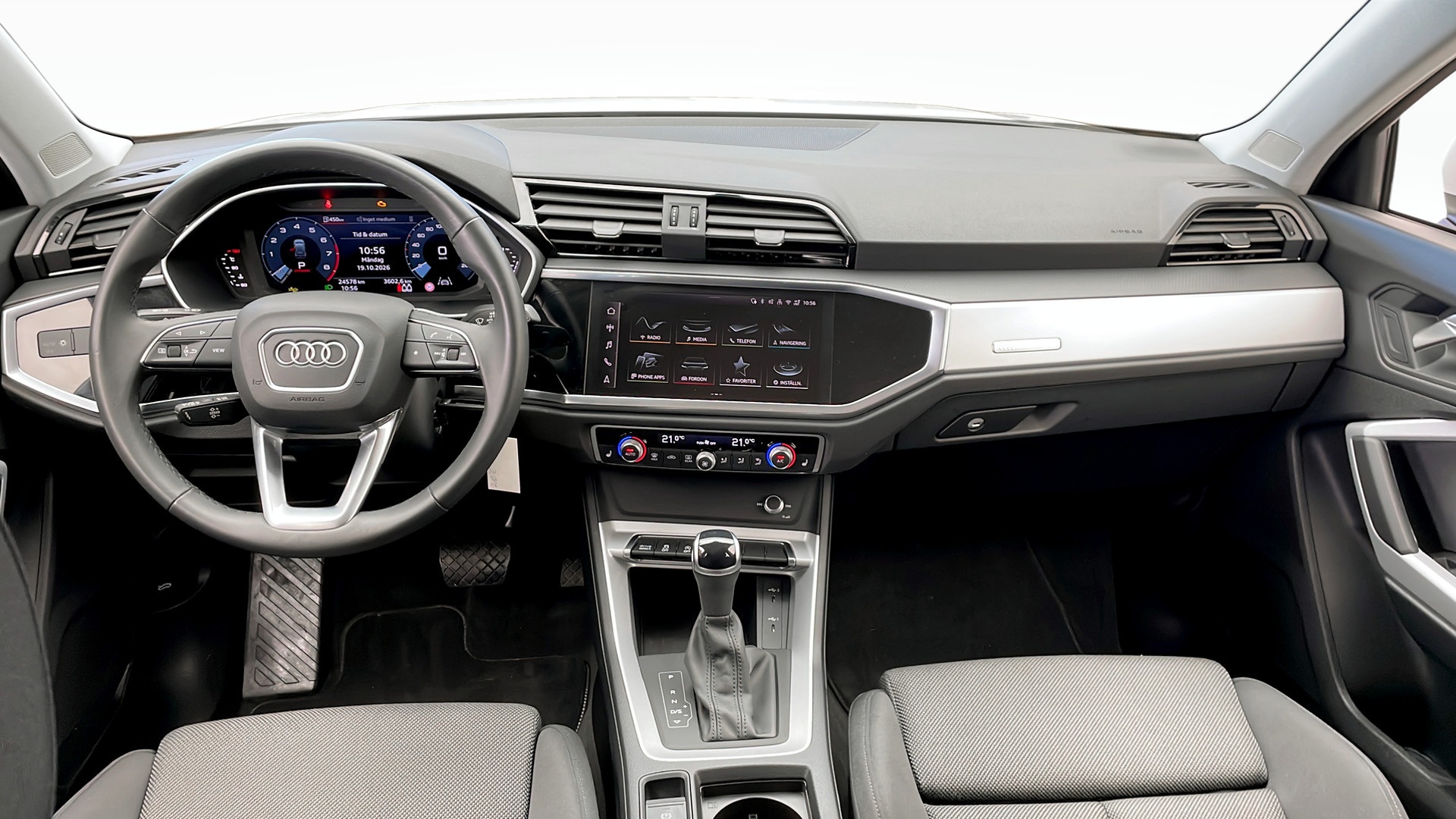 Audi Q3 DPG98G