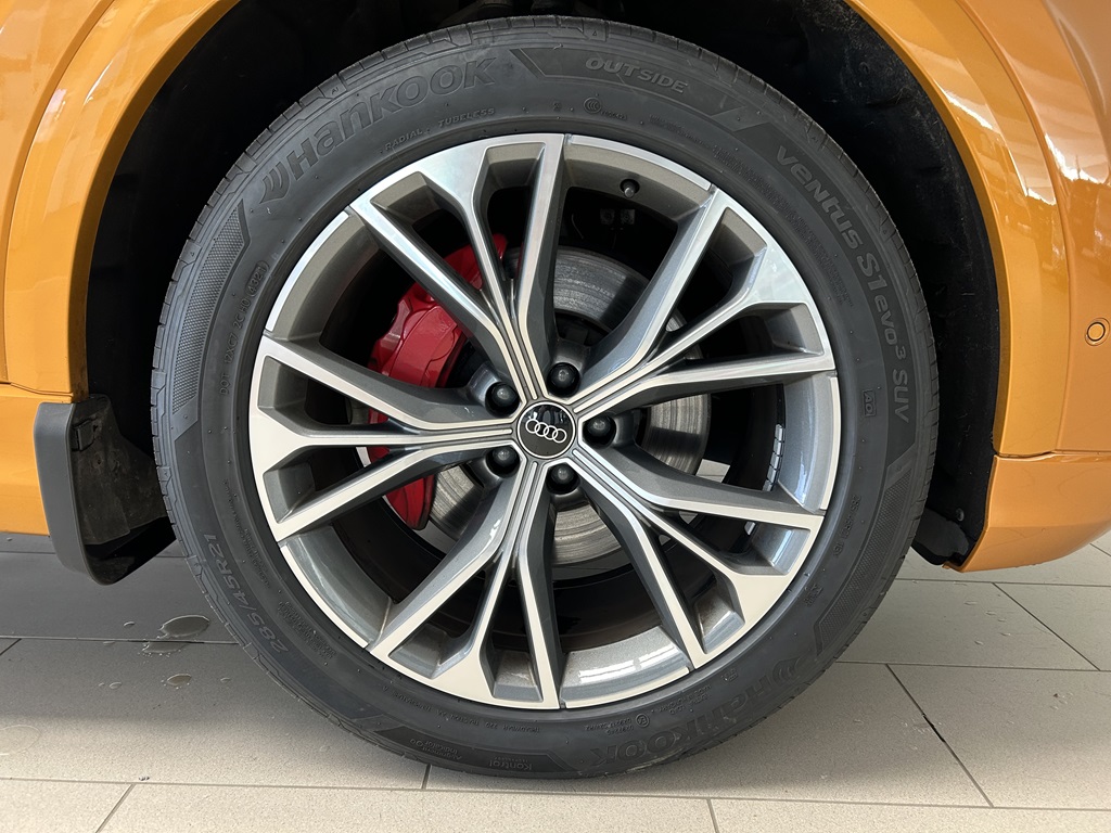 Audi Q8 DPJ00F