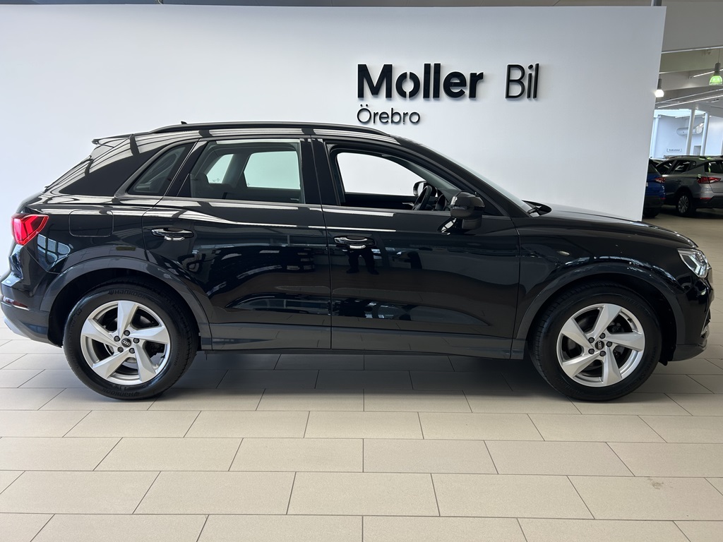 Audi Q3 DPL98A