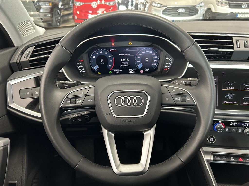 Audi Q3 DPL98A