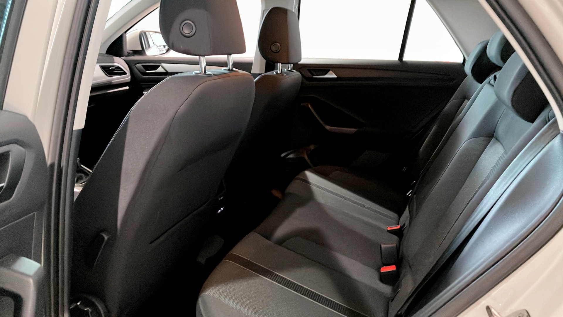 Volkswagen T-Roc DRA24H