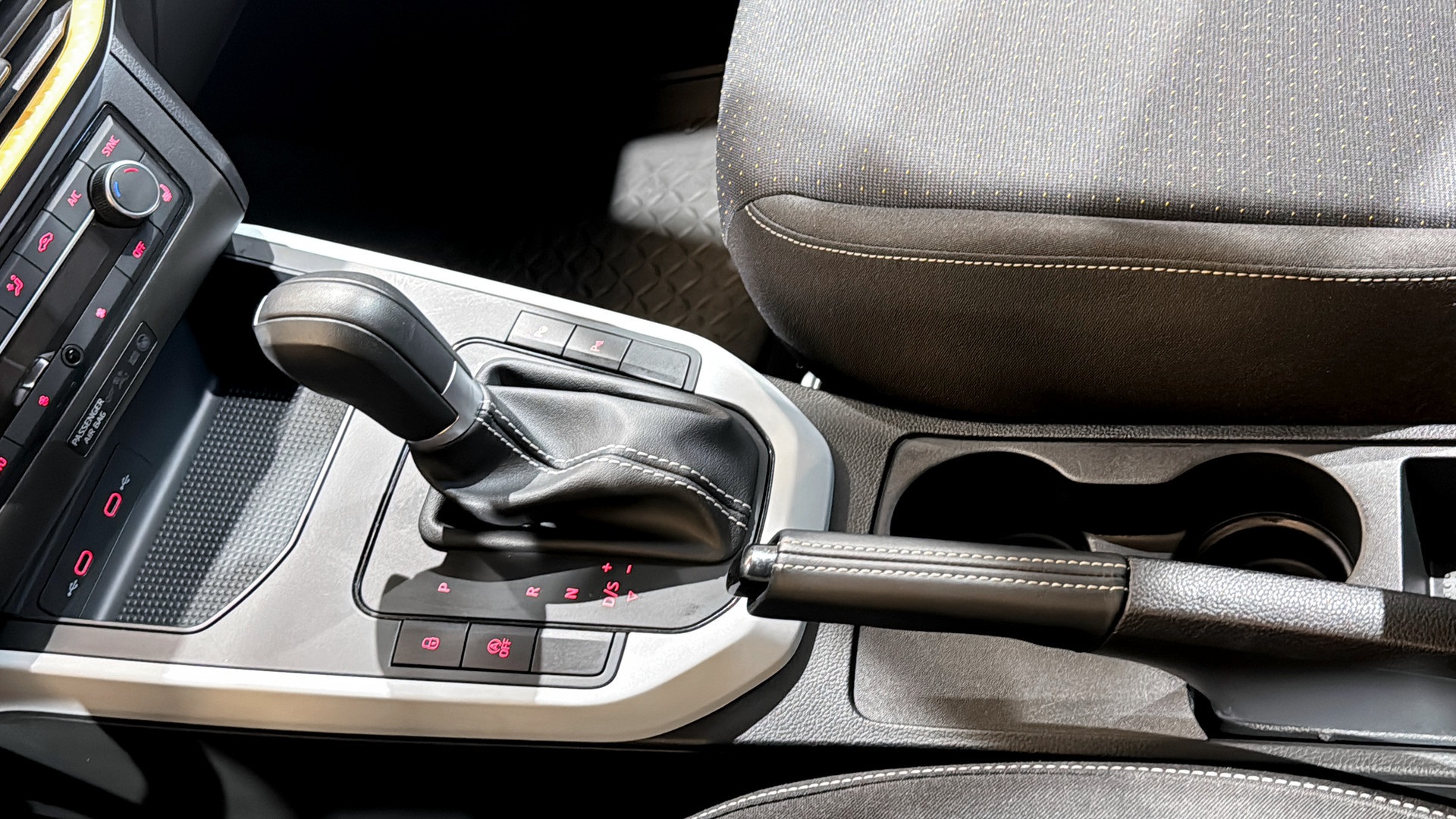 SEAT Arona DSJ13K