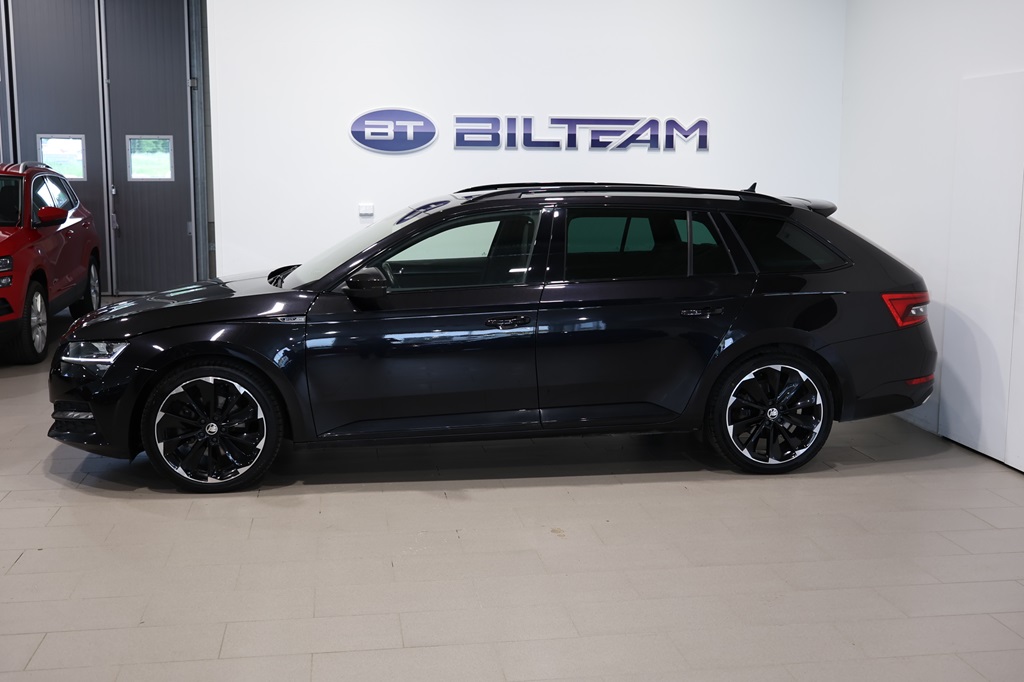 Skoda Superb Combi DSY25F