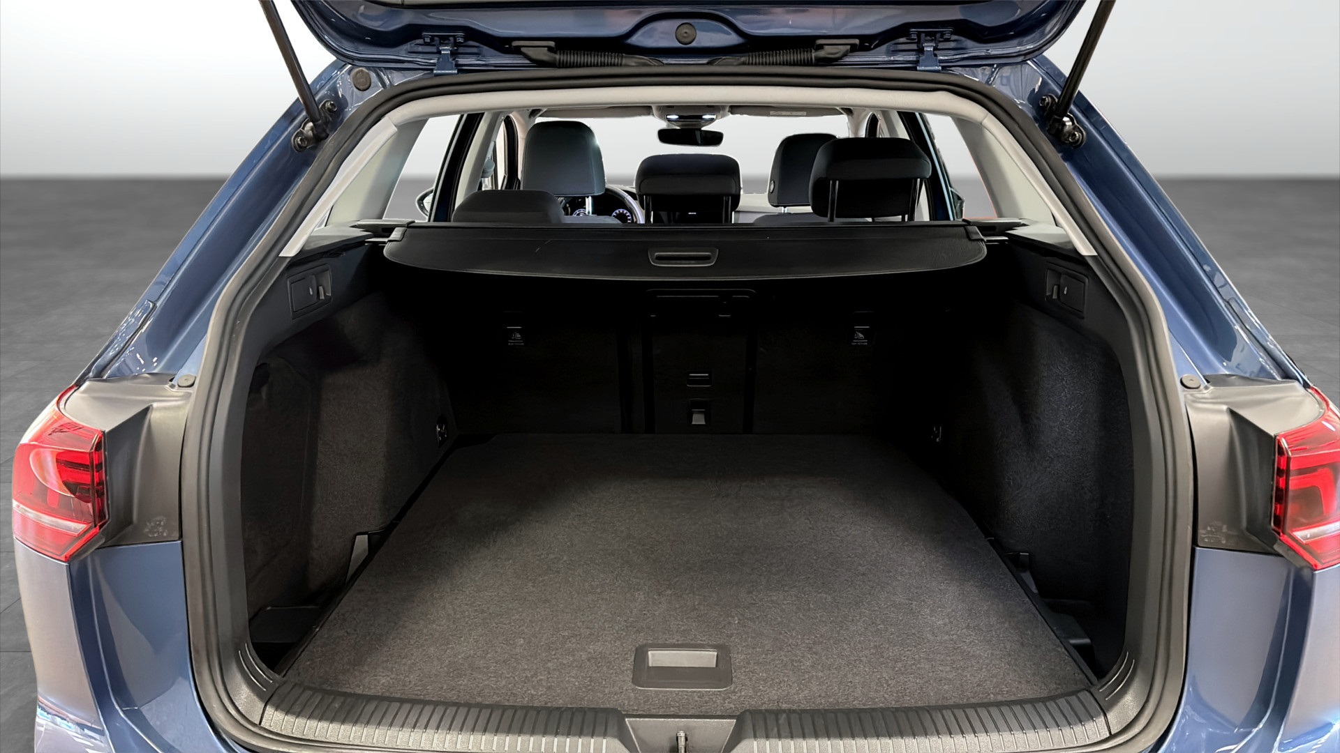 Volkswagen Golf Sportscombi DTH33N