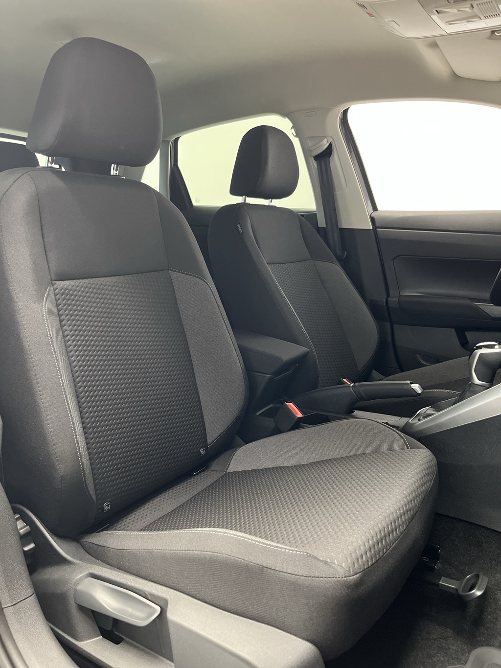 Volkswagen Polo DTJ34P