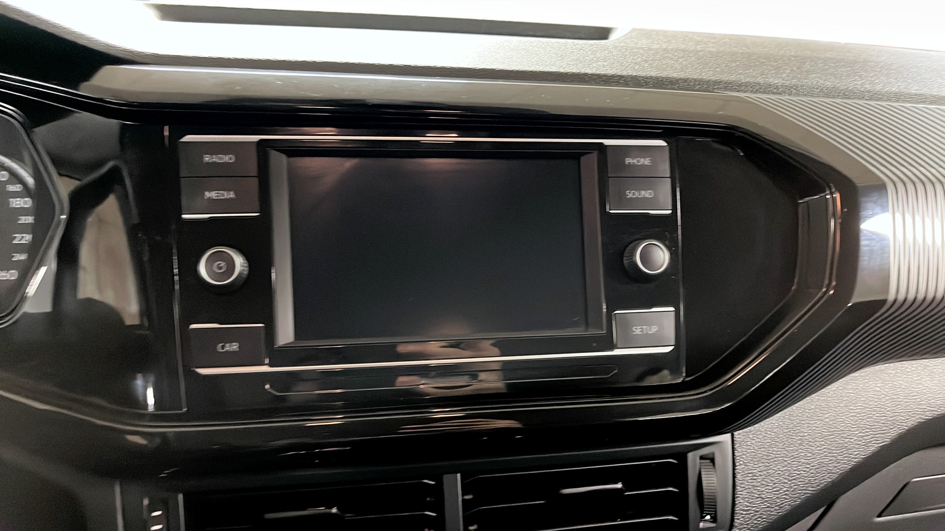 Volkswagen T-Cross DTT26A
