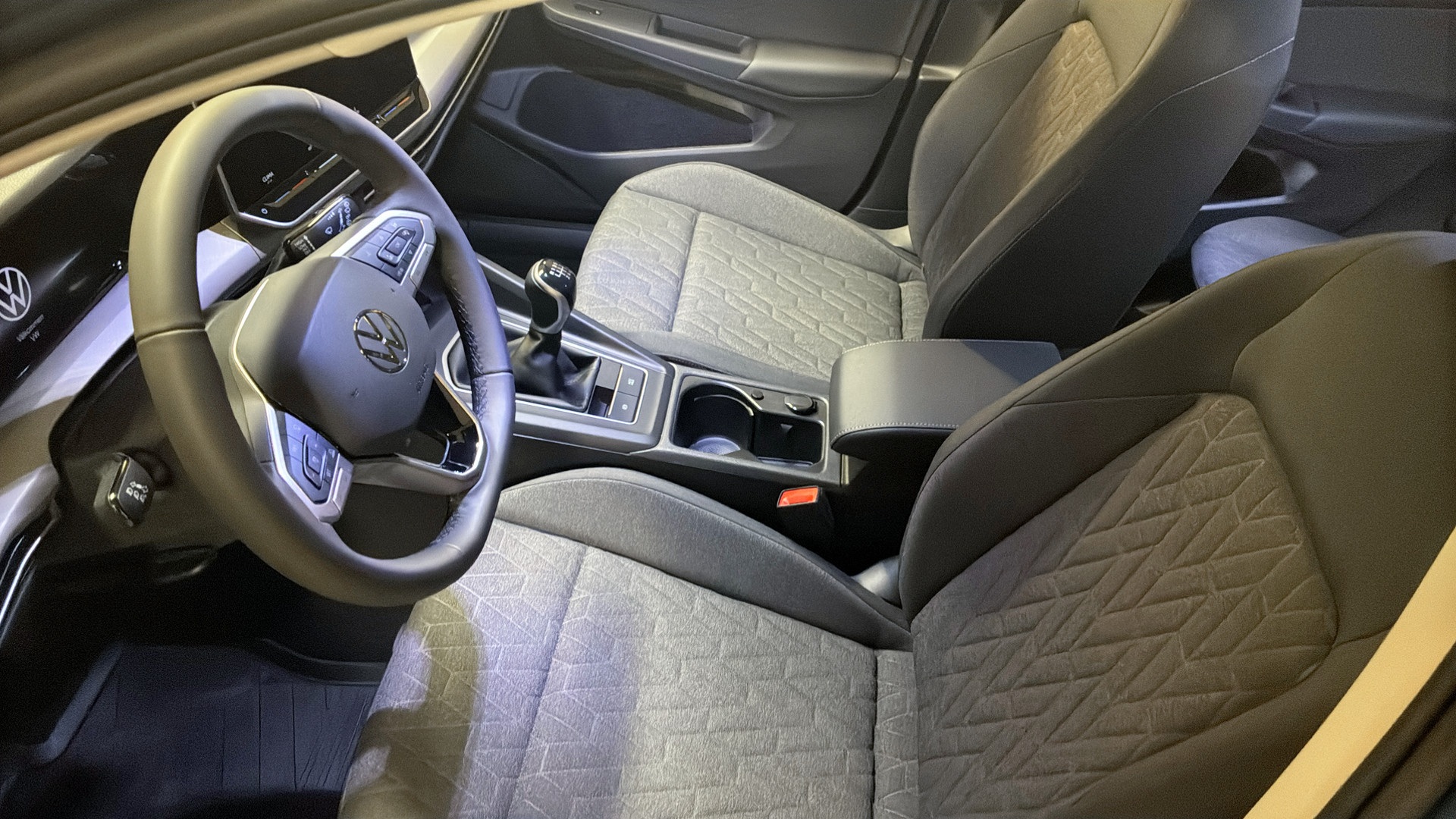 Volkswagen Golf DUH14S