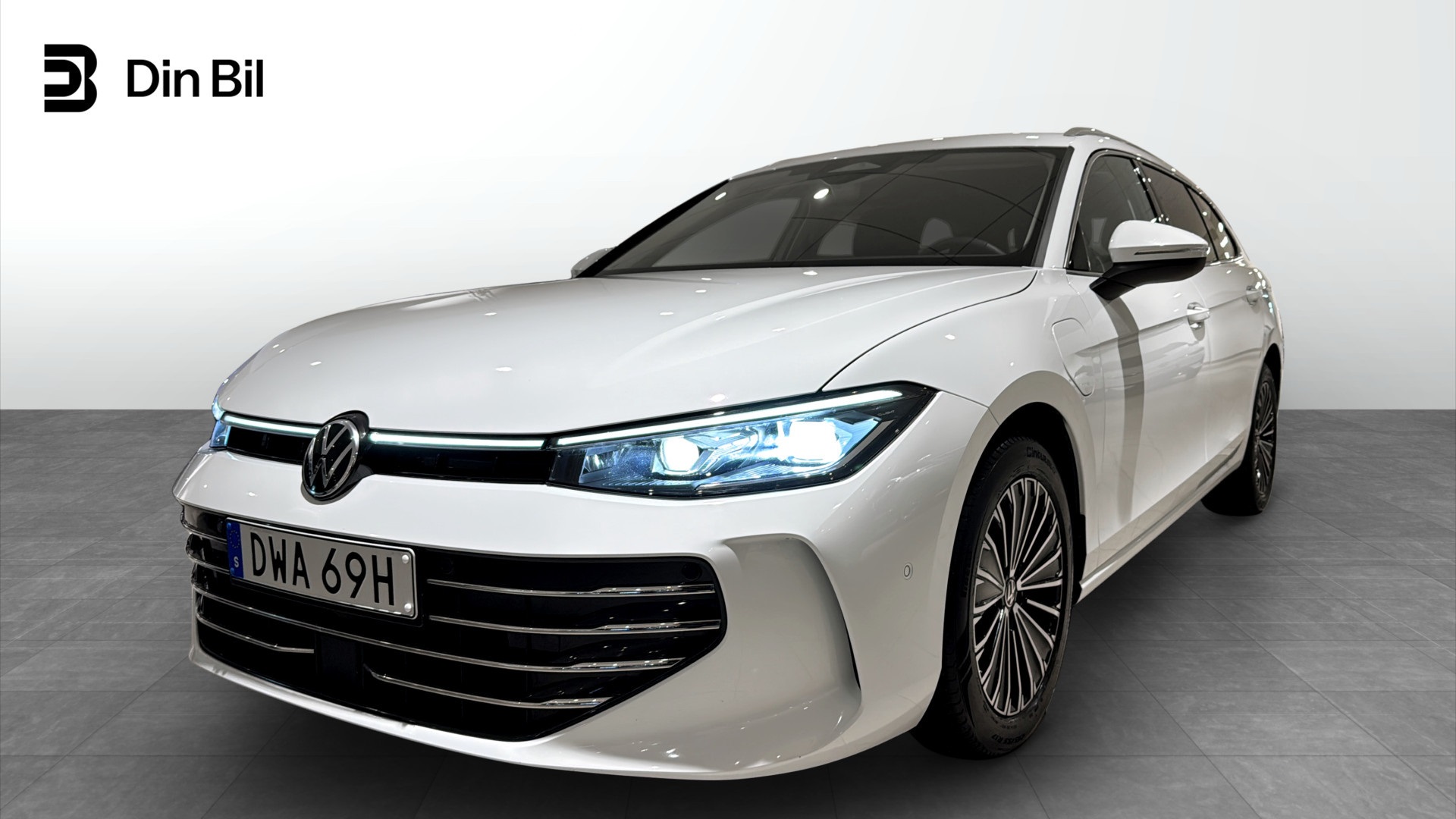 Bild för bil DWA69H