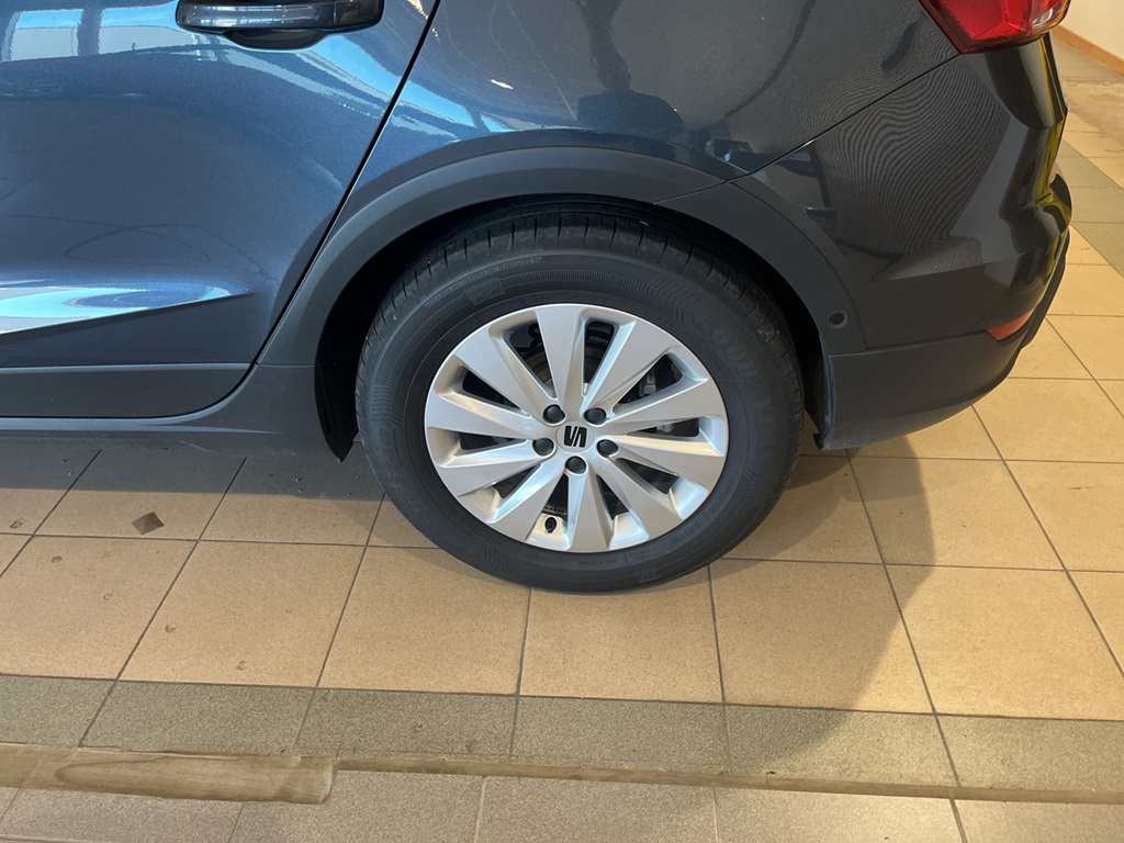 SEAT Arona DWA84C
