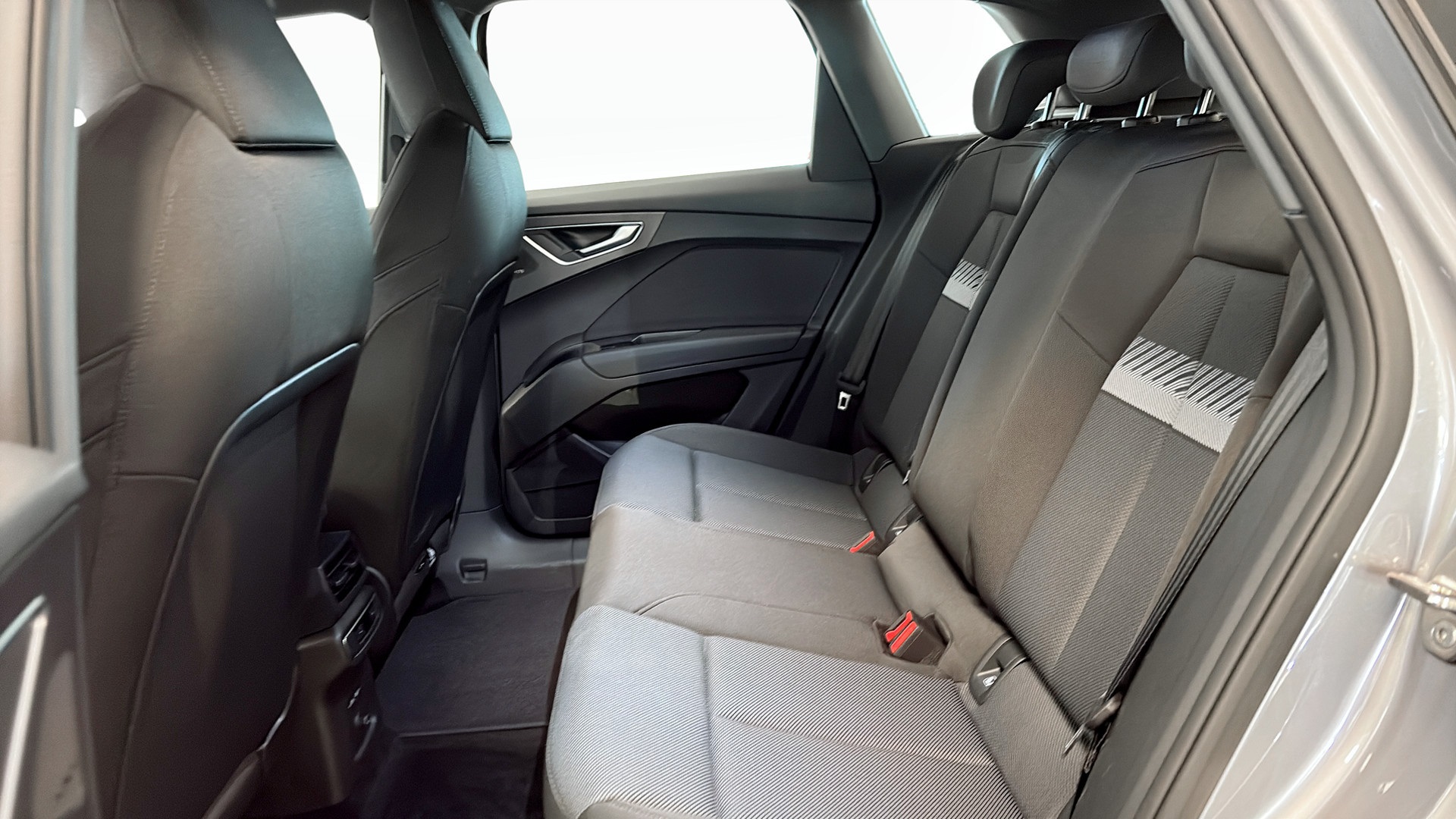 Audi Q4 e-tron DWL97X
