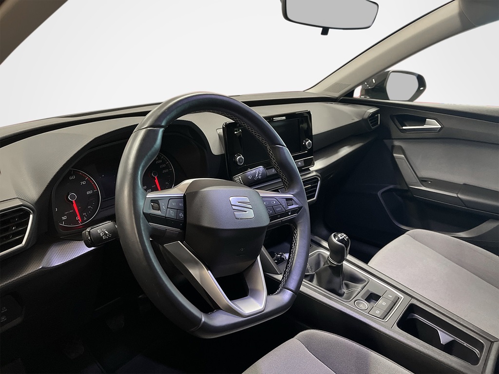SEAT Leon DWM34F