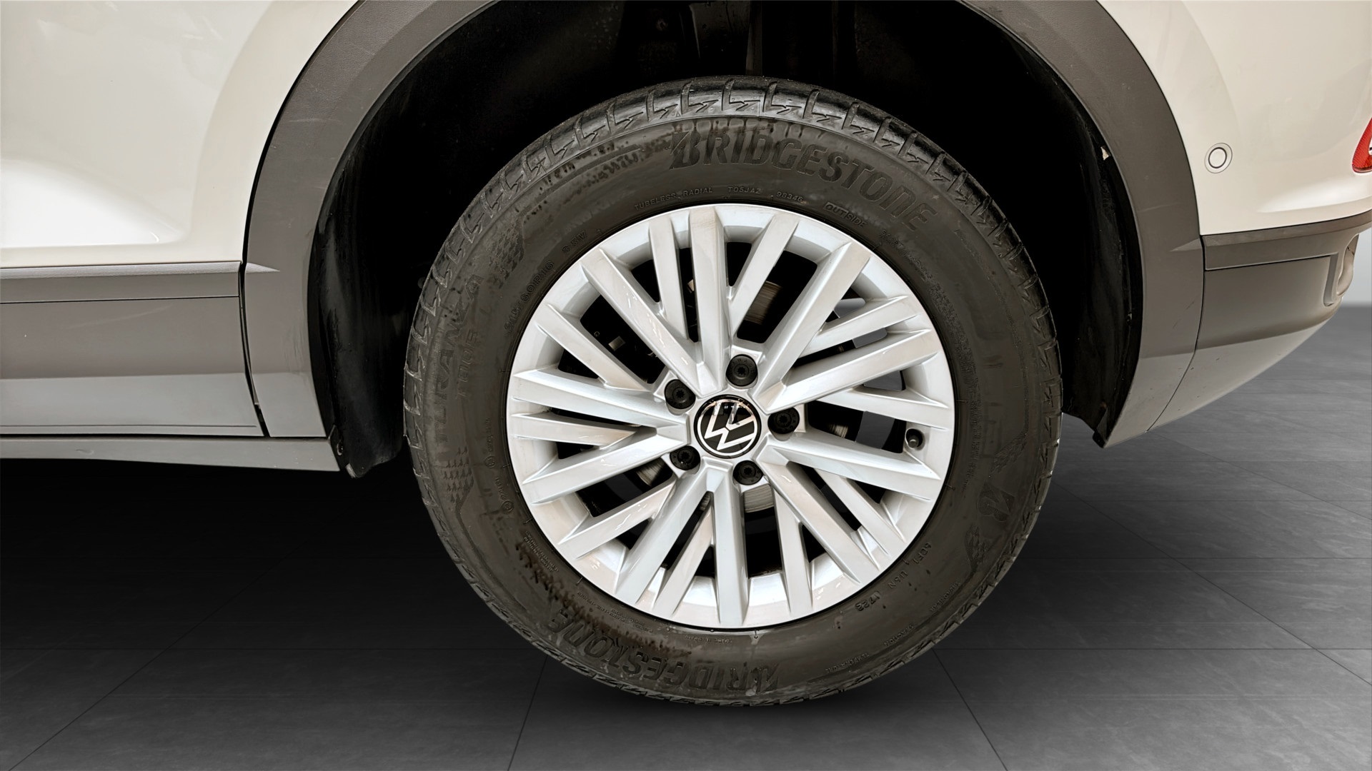Volkswagen T-Roc DXN96B