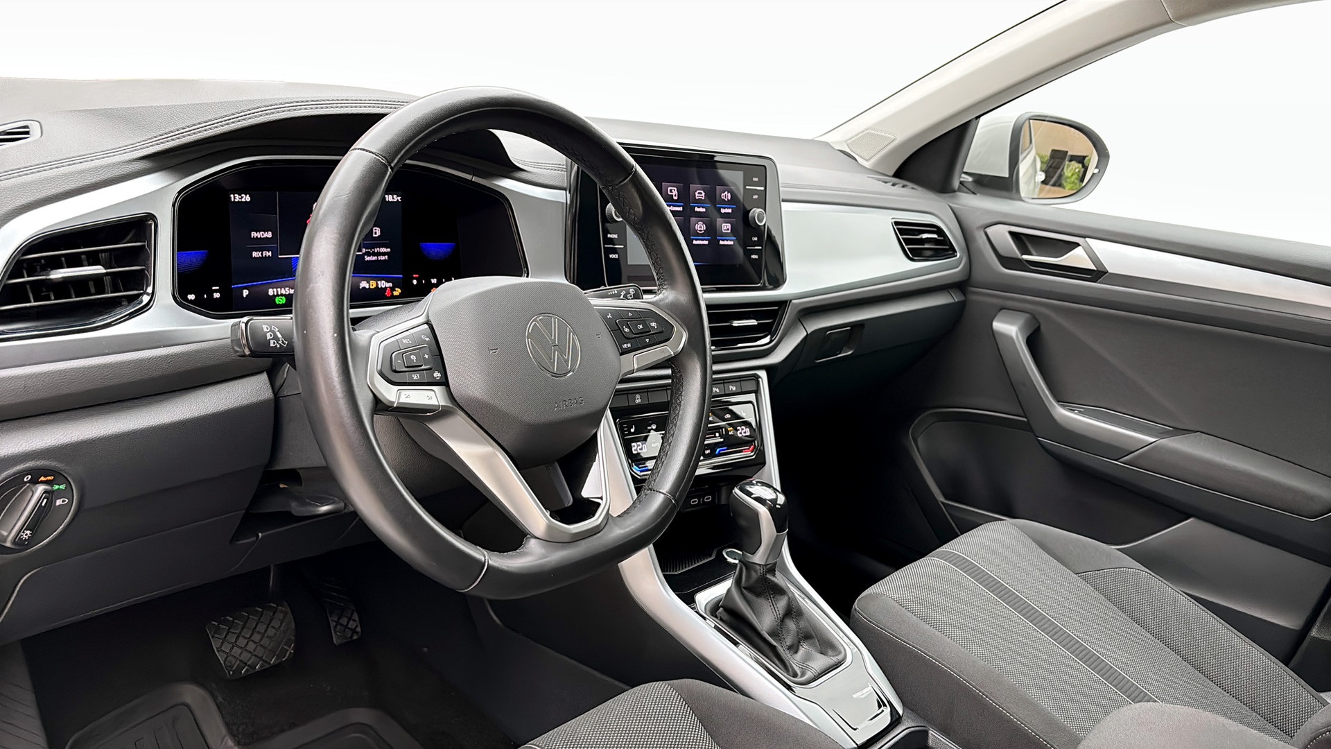 Volkswagen T-Roc DXN96B