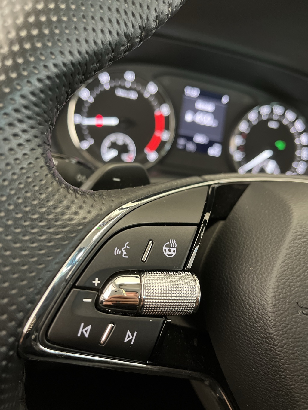 Skoda Octavia Combi DXR01G