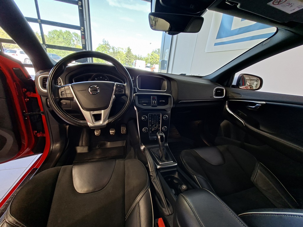 Volvo V40 DXY290