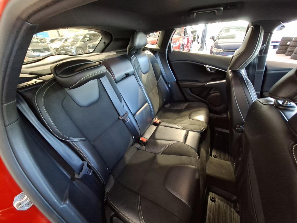 Volvo V40 DXY290