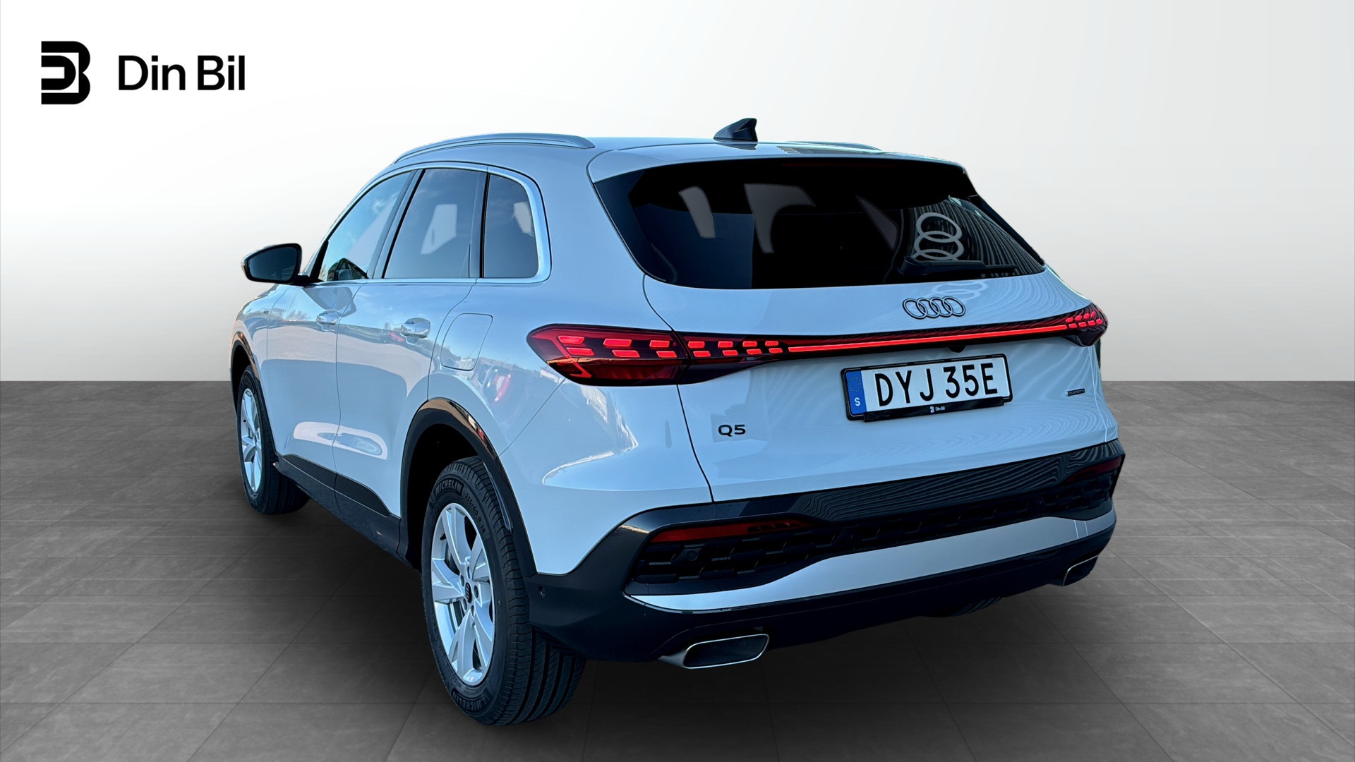 Audi Q5 Sportback DYJ35E