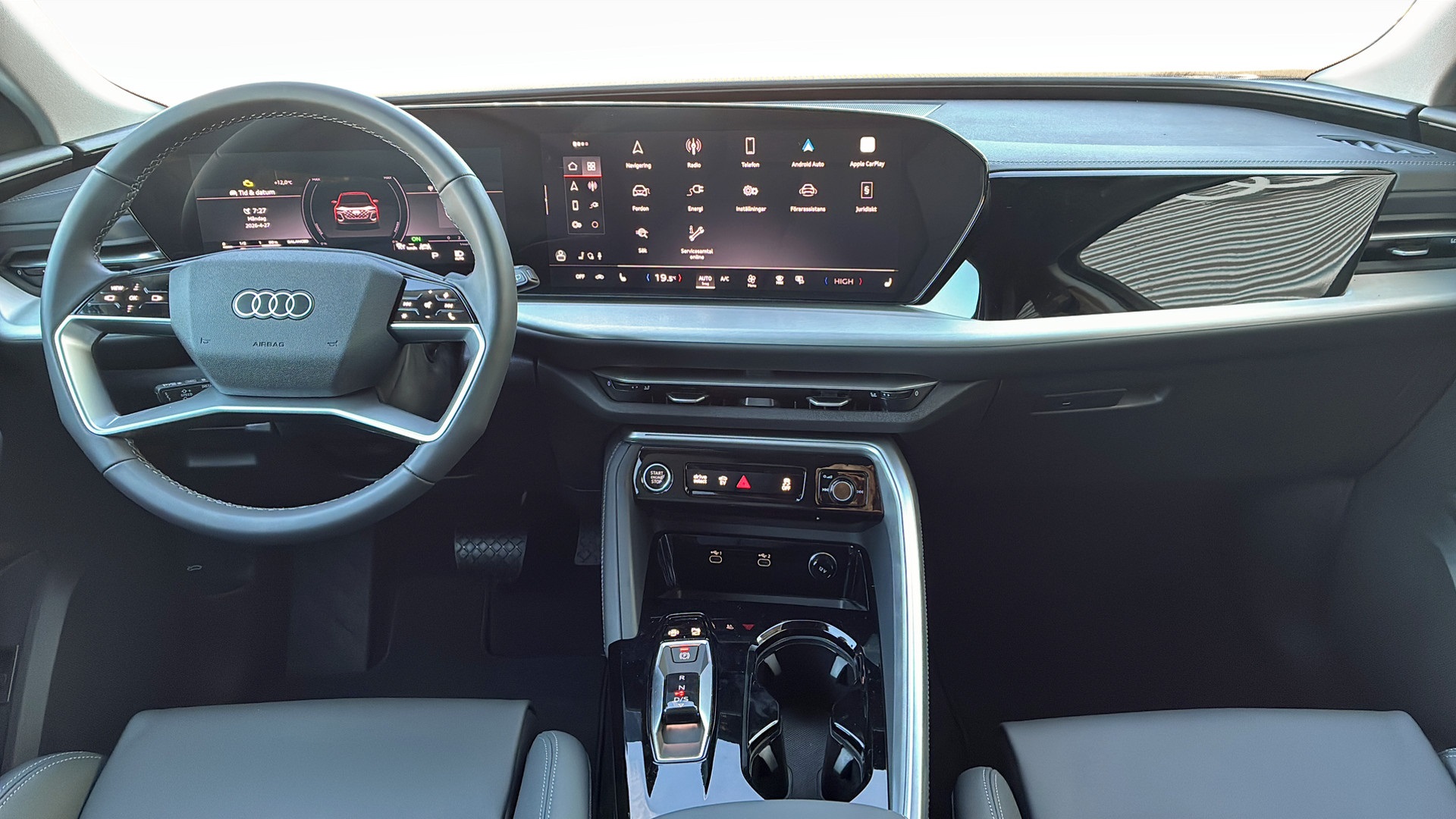 Audi Q5 Sportback DYJ35E