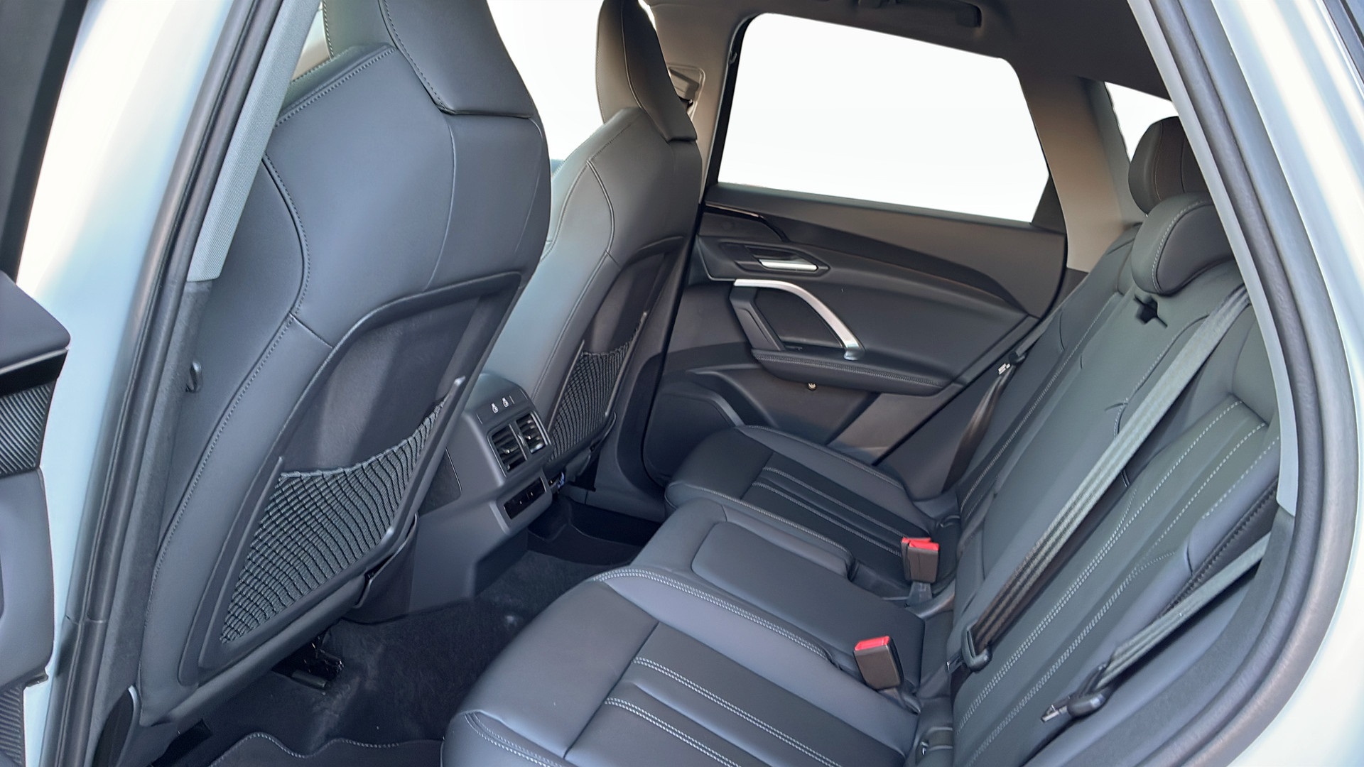 Audi Q5 Sportback DYJ35E